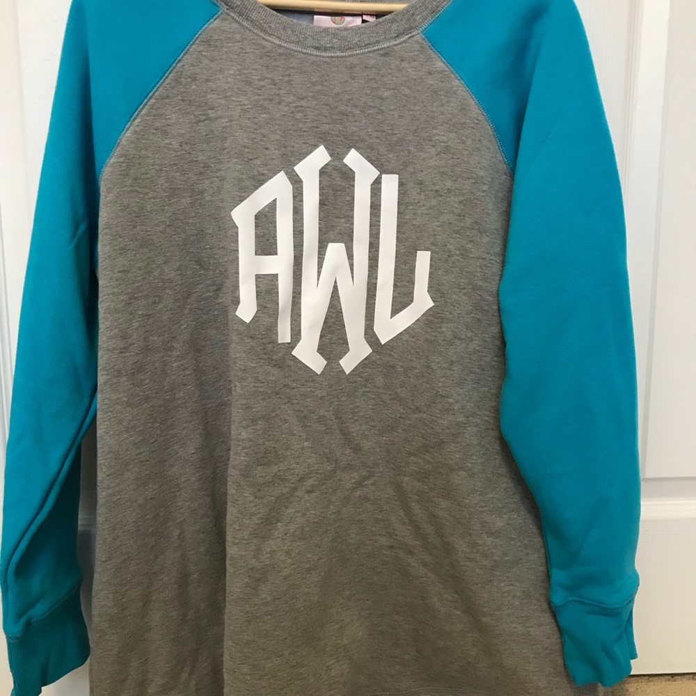 Size Large monogrammed pullover crew neck